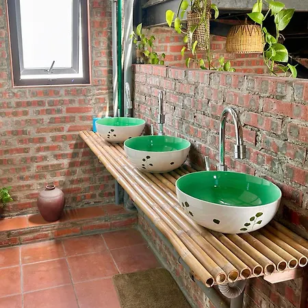 Halo Bay Homestay Ha Long Exterior photo