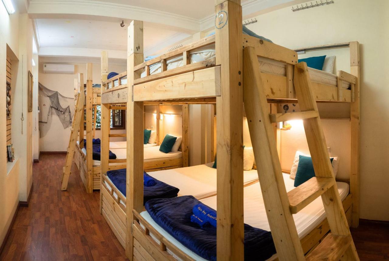 Halo Bay Homestay *